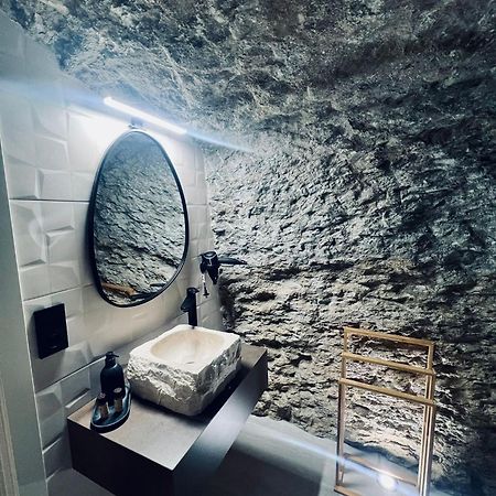 Cueva Luxe Las Calcetas Setenil De Las Bodegas Экстерьер фото